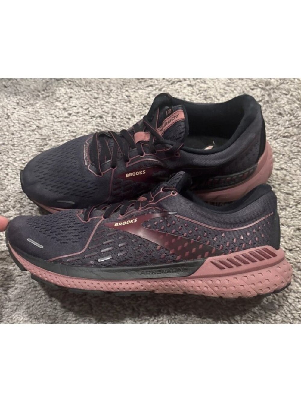 Brooks Adrenaline GTS 21 Women’s Running Shoes Size 9.5 Black & Pink Sneakers